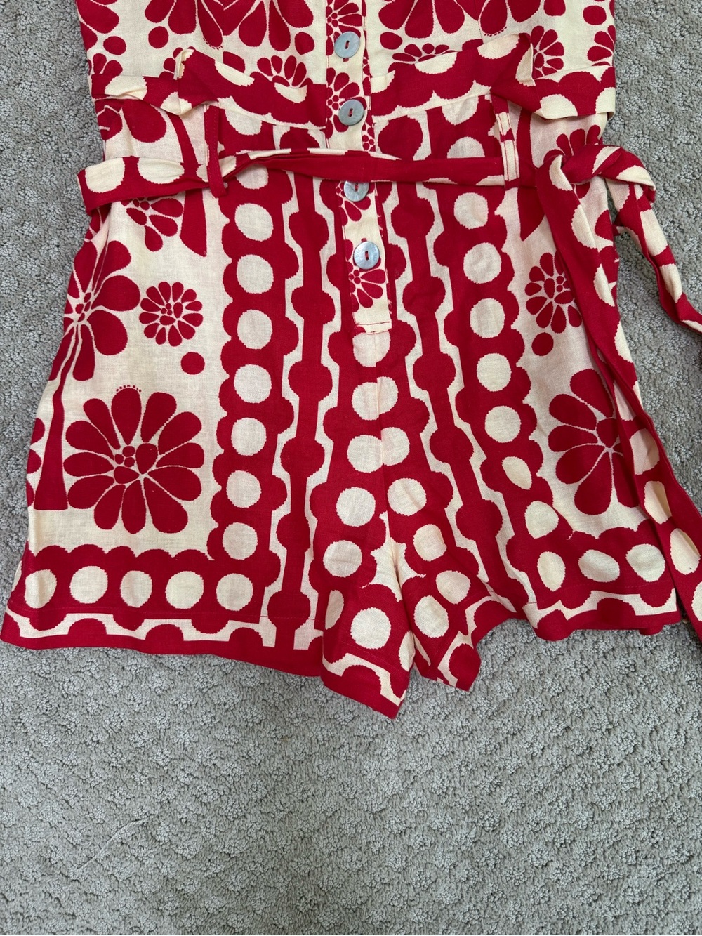 FARM Rio Red & Cream Floral Linen Blend Romper – Size S - Picture 3 of 11